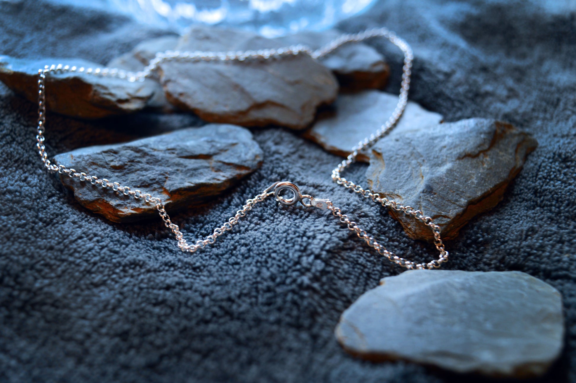 2mm thick Sterling silver belcher necklace.