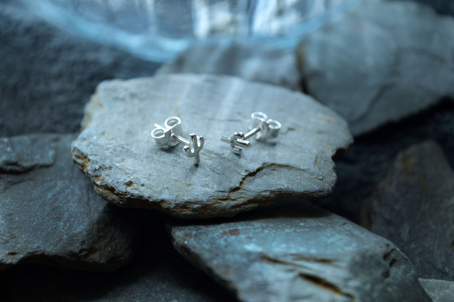 small cactus inspired stud earrings. 